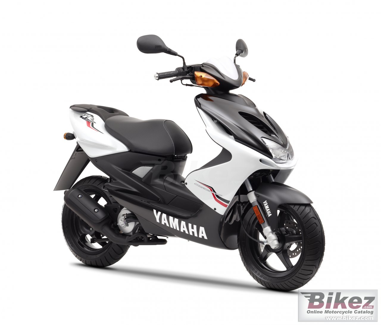 Big Yamaha aerox r picture and wallpaper from Bikez.com